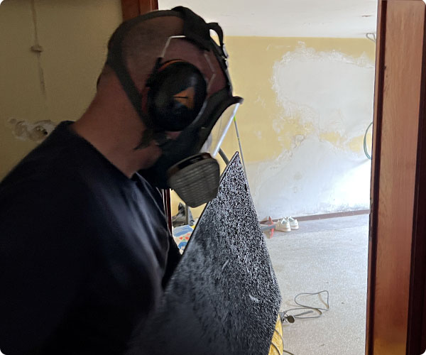 enlèvement des pièces d'une citerne à mazout après découpage